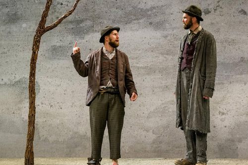 'Trong khi chờ đợi Godot' và sự mở đầu của kịch phi lý