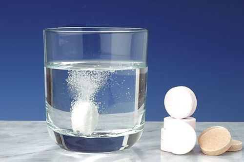 Nhập viện sau khi dùng thuốc tiểu đường không rõ nguồn gốc