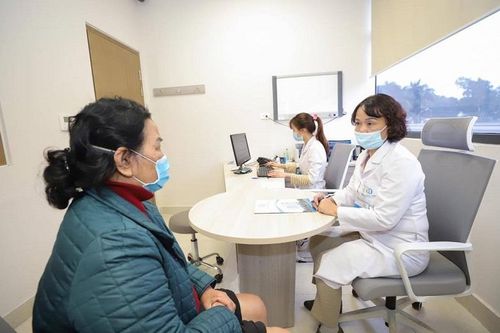 Thời tiết lạnh, làm sao phòng bệnh cơ xương khớp?