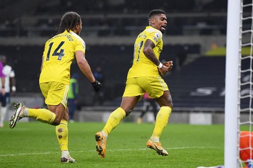 Tottenham bị Fulham cầm chân, Mourinho cứng họng