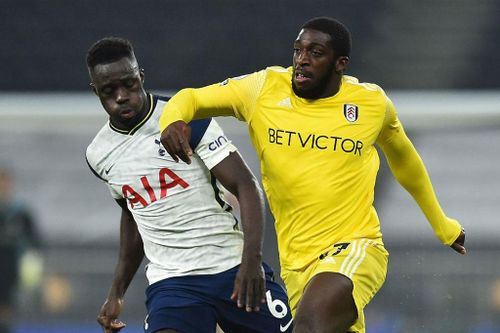Phung phí cơ hội, Tottenham bị cầm chân ngay tại sân nhà