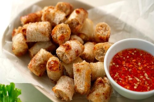 Công thức làm nem rán giòn mới lạ ngày Tết