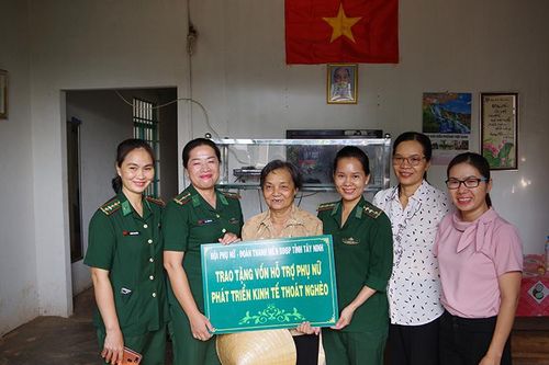 Chung tay hỗ trợ phụ nữ vùng biên giới
