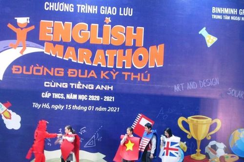 Học sinh hào hứng giao lưu 'Đường đua kỳ thú cùng tiếng Anh'