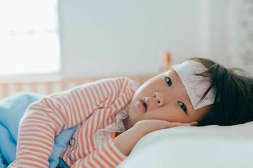 'Nằm lòng' những bí quyết này, con sẽ vượt qua mùa đông lạnh giá không ốm bệnh