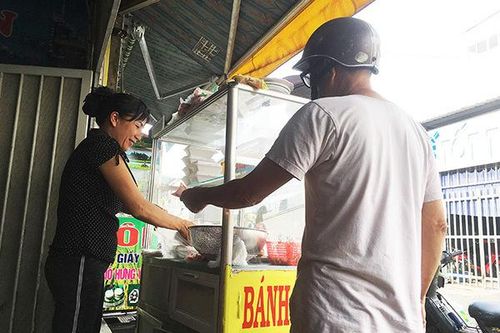 Bà chủ mang món ăn nức tiếng Hà Nội vào Sài Gòn, thu tiền triệu mỗi ngày