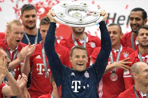 Manuel Neuer đánh bại Buffon, trở thành thủ môn hay nhất thập kỷ