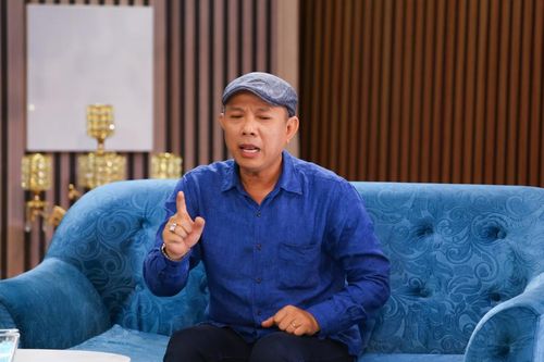 Nghệ sĩ Trung Dân nhận mình hẹp hòi, sợ con gái thua thiệt khi cưới chồng ngoại quốc