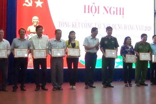 Chợ Mới tổng kết công tác xây dựng Đảng năm 2020