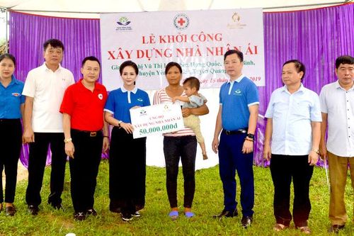 Ấm tình những ngôi nhà Chữ thập đỏ