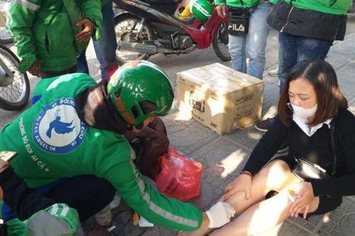 Câu chuyện về đội 'thiên thần cứu hộ' giúp đỡ hàng nghìn người gặp nạn trên đường phố Hà Nội: Rét mấy cũng trực cứu người!