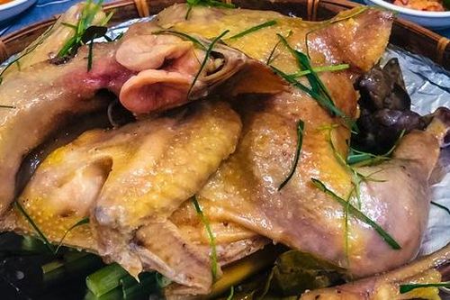 'Anh trai mưa' làm món gà hấp ngon từ thịt, ngọt từ xương, thân thương đến phát thèm, chị em đua nhau vào hỏi công thức