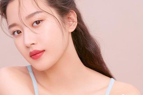 Moon Ga Young - 'đóa hoa nở muộn' đầy rực rỡ của màn ảnh xứ Hàn
