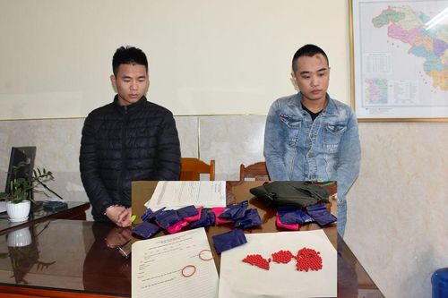 Chặn phi vụ giao dịch 3.800 viên ma túy trong quán cà phê
