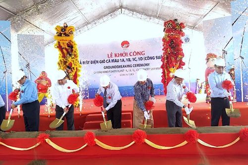 Khởi công dự án điện gió lớn nhất Cà Mau