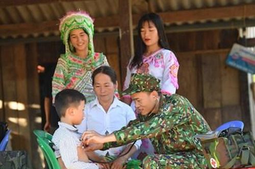 Tết sớm ở Cốc Slông