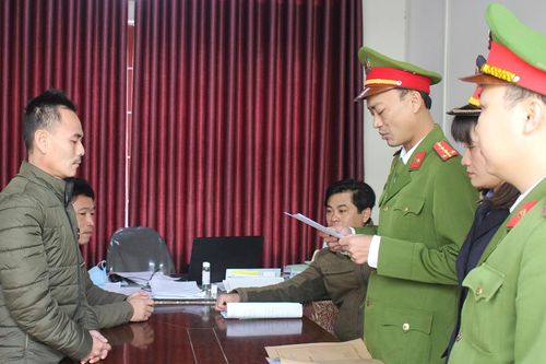 Xóa sổ đường dây cho vay nặng lãi