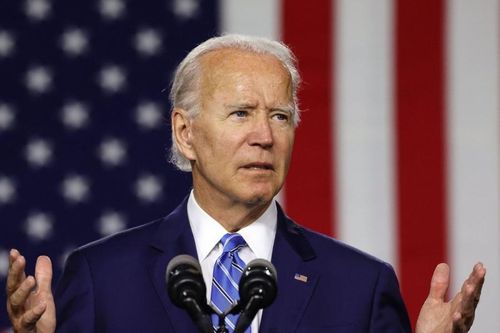 Ông Biden huy động lực lượng bác sĩ về hưu cho chiến dịch tiêm phòng Covid-19