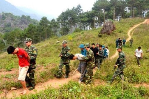 'Nóng' tình trạng mua bán người qua núp bóng 'lao động di cư'