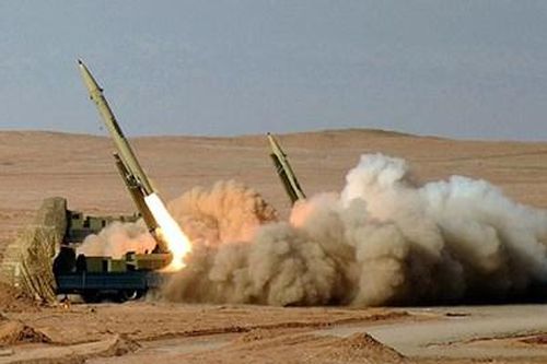 Tên lửa đạn đạo của Iran tiêu diệt mục tiêu tàu chiến ở khoảng cách 1.800km