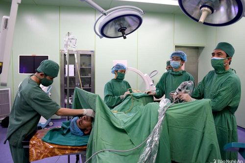 Bệnh viện ĐKTP Vinh phấn đấu hoàn thiện mô hình bệnh viện 'thông minh', hiện đại và chuyên nghiệp