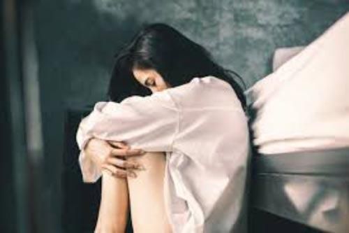 Ăn nhịn để dành mua xe ô tô thì chị chồng mượn 'dùng cho sang' và luôn trả trong tình trạng hết xăng