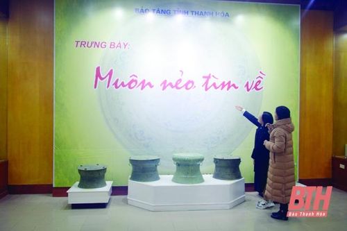 'Muôn nẻo, tìm về'