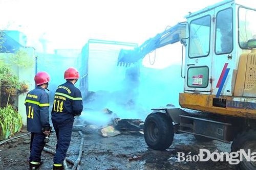 Cơ sở đồ gỗ ở phường Tân Biên bị thiêu trụi
