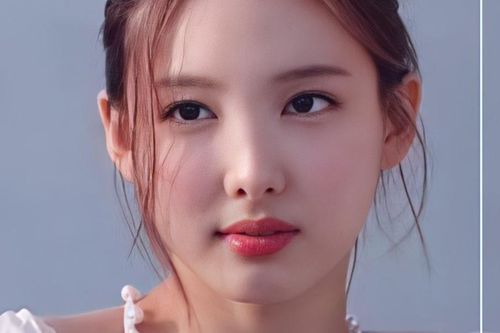Thêm một nữ idol khiến netizen công nhận: Thay đổi dáng lông mày tạo nên phép màu cho khuôn mặt