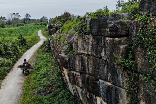 Tường đá Thành nhà Hồ sạt lở