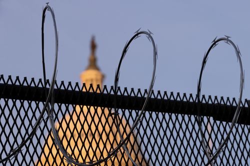 Hàng rào mọc lên khắp Washington D.C. trước ngày 20/1