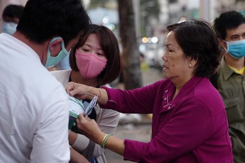 Phe vé hoạt động trước trận HAGL gặp CLB Sài Gòn