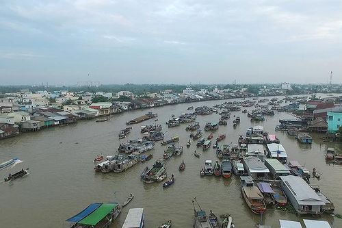 Chông chênh chợ nổi Cái Răng