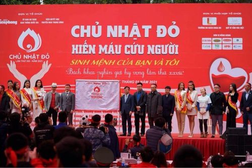 Khai mạc chương trình hiến máu 'Chủ nhật đỏ'
