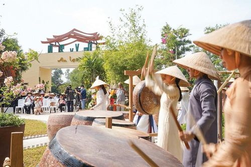Khu du lịch Một thoáng Việt Nam mở cửa trở lại