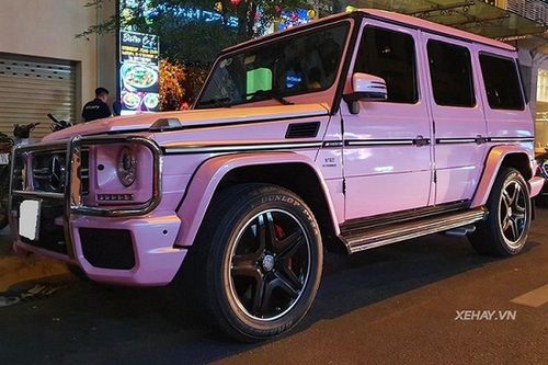Mercedes-Benz G65 AMG hơn 16 tỷ khoác 'áo hường' ở Sài Gòn