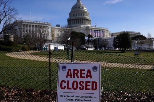 FBI điều tra khả năng nước ngoài tài trợ cho cuộc bạo loạn Đồi Capitol