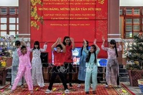 Tết cộng đồng đầm ấm của người gốc Việt tại 6 tỉnh Tây Bắc Campuchia