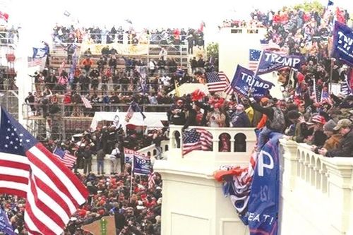 Tổng thống Trump và cuộc tấn công đồi Capitol