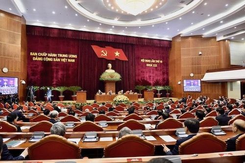 Đổi mới chính trị từ tầm nhìn và định vị chiến lược đất nước