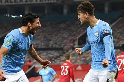 Man City: Tìm lại sức mạnh nhờ... chạy ít hơn