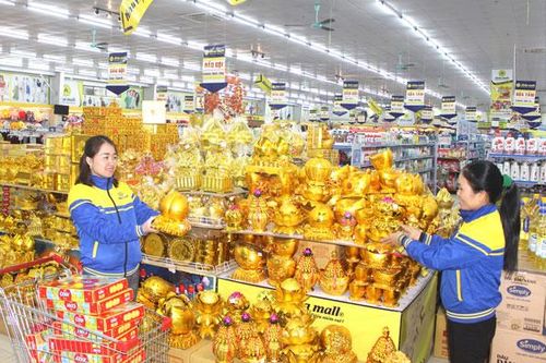 Nhộn nhịp chuẩn bị nguồn hàng Tết