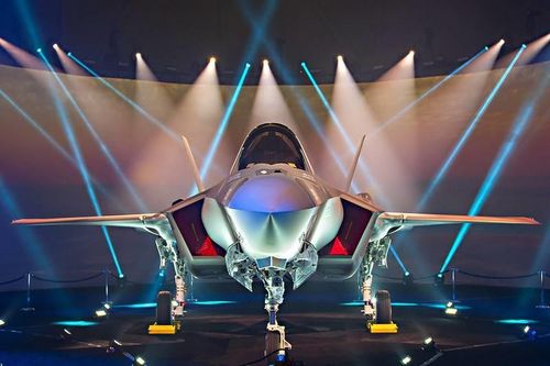 Chê F-35 quá tốn kém, Mỹ tính thay thế tiêm kích mới
