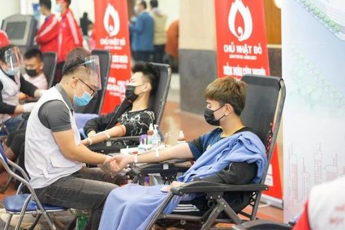 Chủ nhật Đỏ thu về 45.000-50.000 đơn vị máu mỗi năm