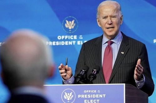 Ông Biden cân nhắc về việc chia sẻ tin tình báo với ông Trump