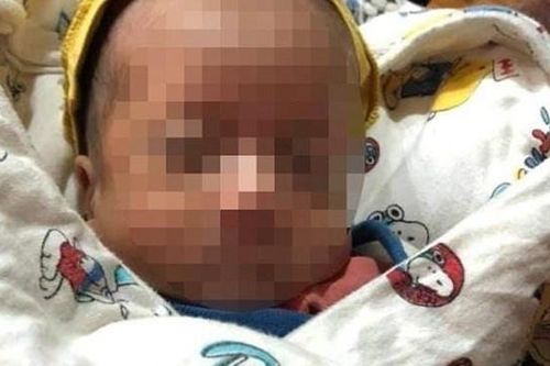 Hải Phòng: Một tháng, 3 bé trai bị bỏ rơi trước cổng chùa Linh Sơn