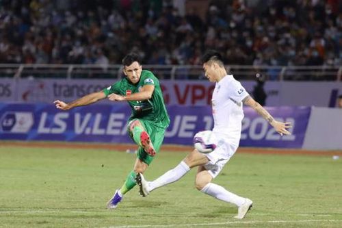 Sài Gòn FC khẳng định sức mạnh trước đội bóng của Kiatisak
