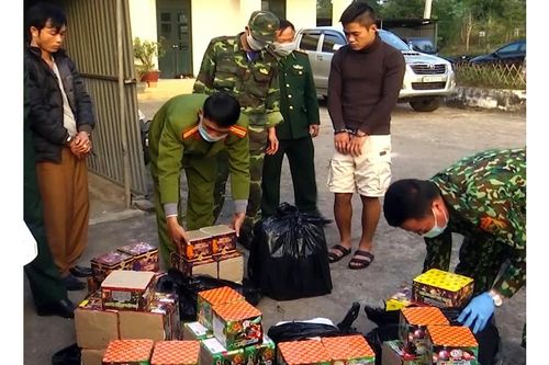 Bắt giữ 1,5 tạ pháo