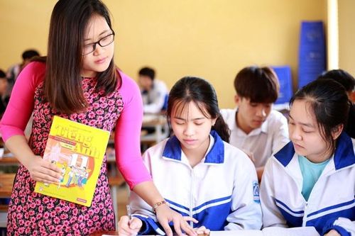 Cô giáo tạo 'địa chấn' giảng dạy tiếng Anh cho học sinh vùng cao