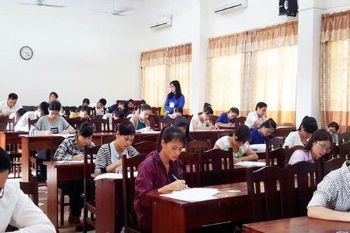 Hà Tĩnh: 4 công chức bị thu hồi quyết định tuyển dụng